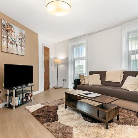 Modern 1 Bedroom Apartment In Woking Town Centre Ngoại thất bức ảnh